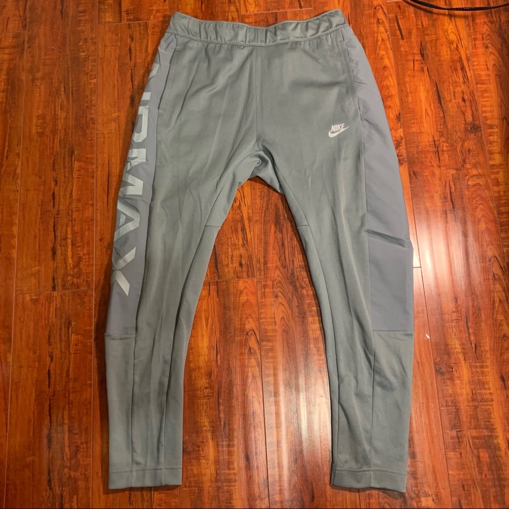 NWT Nike men’s air max sportswear pants tapered